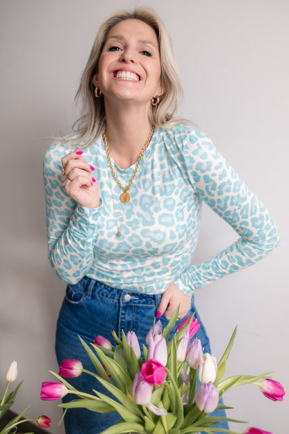 Yara shirt in Leo print