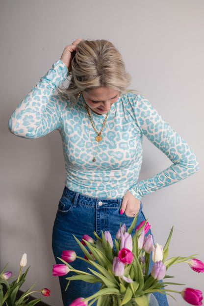 Yara shirt in Leo print
